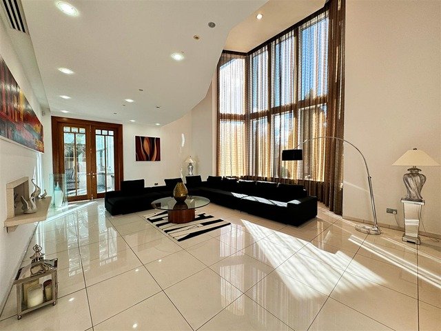 Blantyre Road, Bothwell